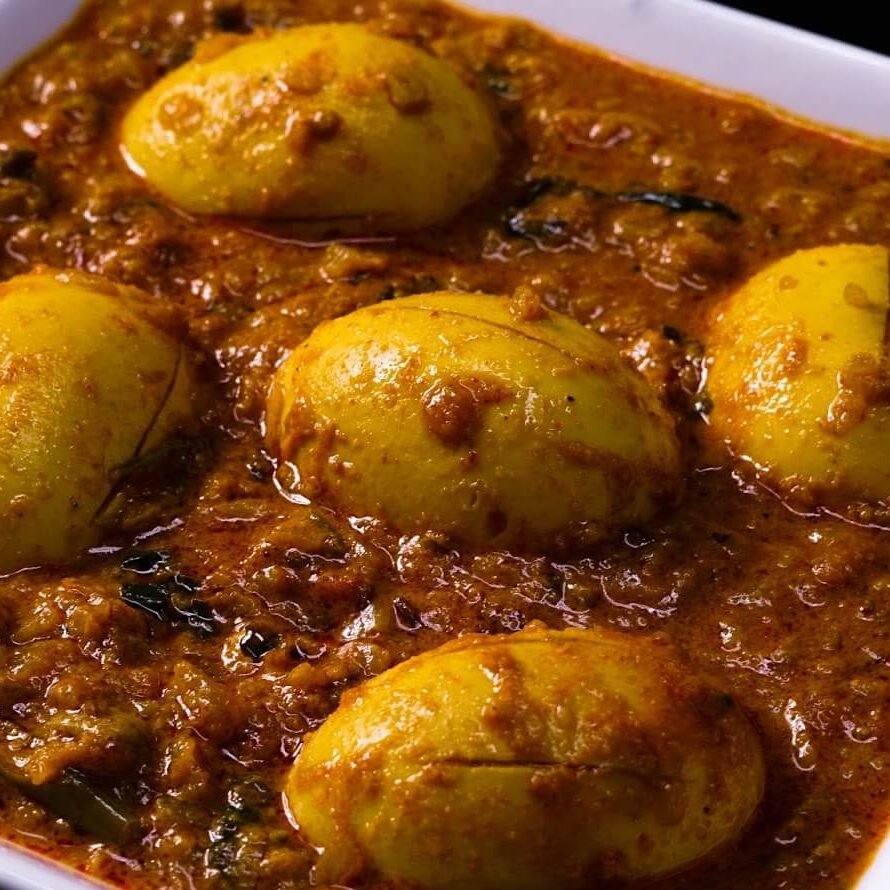 Mughali Mince Lamb & Egg Curry (Spiced Minced Lamb with Boiled Eggs)
