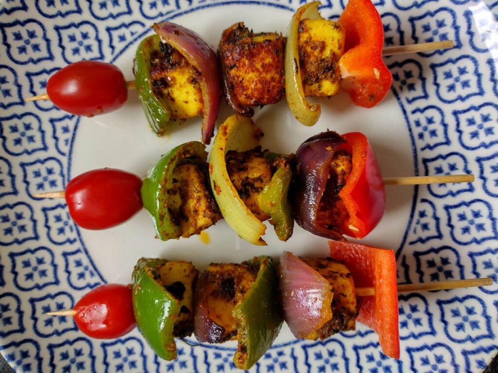 Mumbai Paneer Tikka Masala (Smoky Grilled Cottage Cheese Curry)