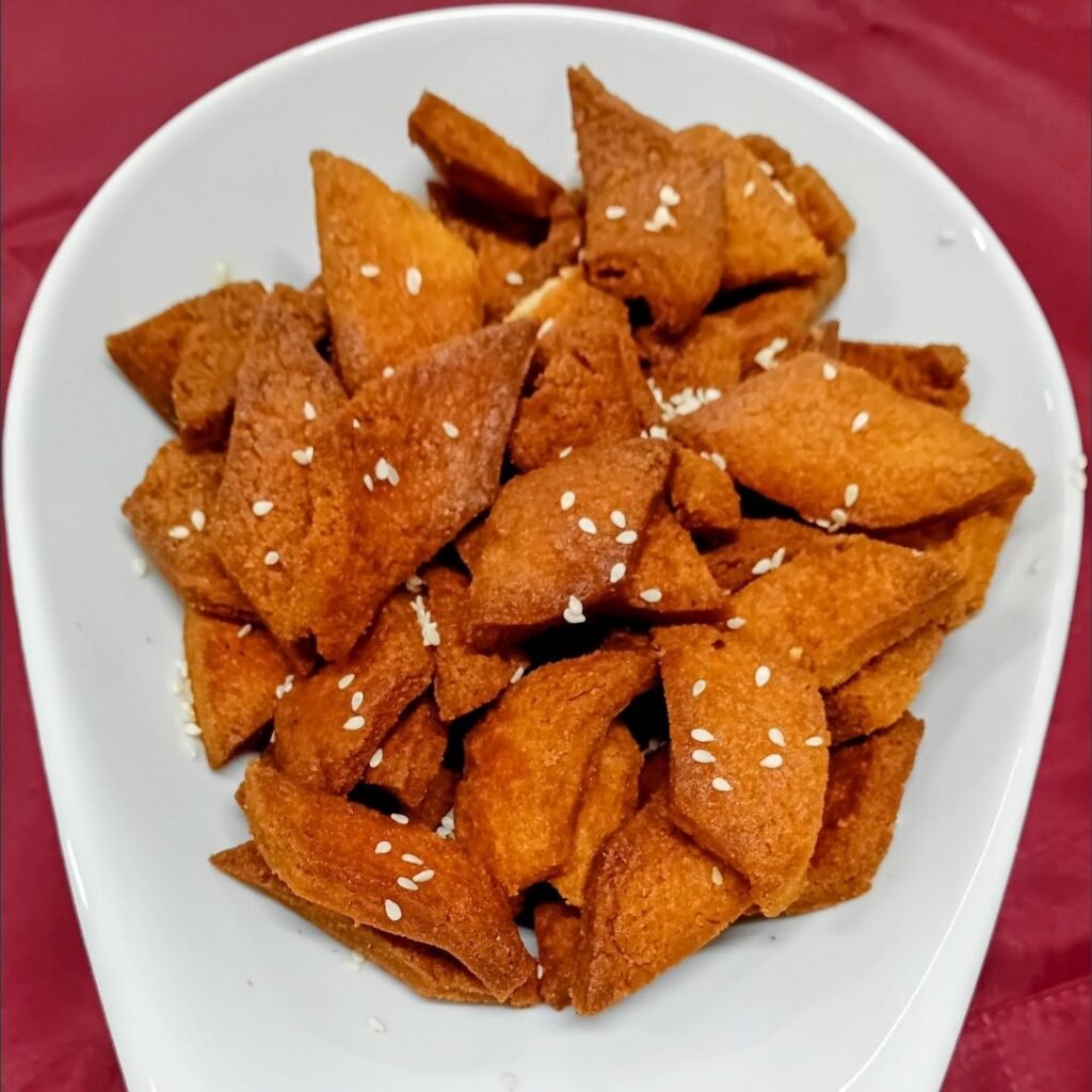 Homemade Shakkar Pare (Sweet Unrefined Sugar Crisps)