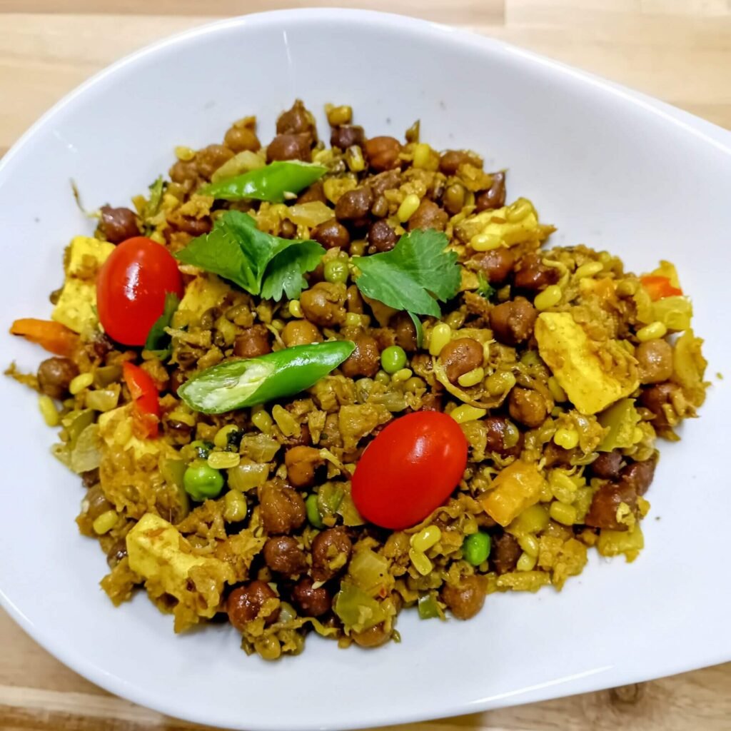 High Protein Sprouts Bowl (with Paneer & Soya)