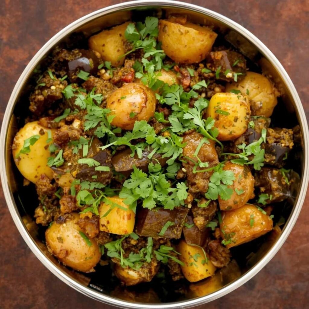 Lucknowi Aloo Baingan (Stir Fried Potato & Eggplant/Aubergine)